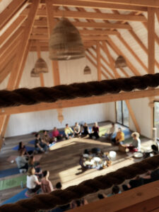 sala warsztatowa, joga, joga dla dorosłych